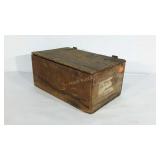 Fruit crate with attached lid. 16"×10"×7".