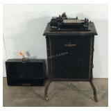 Dictaphone, wheeled stand and locking lid