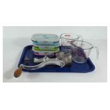 Kitchenware: Universal meat grinder, Anchor