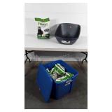 Litter pan, with Storage Tote having five 10lb