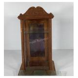 Zeno Gum oak store display case, with three shelve