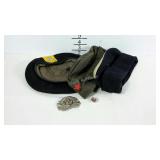 Foreign military lot. Beret, caps & hat badges.