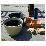 Ceramic planters and frog lawn statueplus bird