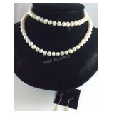 Fresh water pearl necklace 8-9mm 32" and earrings