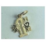14k yellow gold pendant "#1 mom"  5/8"