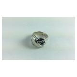 Sterling Silver Large X Ring Size 7