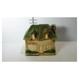 McCoy cookie jar, complete with lid. Shaped as a