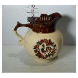 McCoy cookie jar, complete with lid. Shaped as a