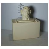 Cookie jar with lid in the shape of a box with a