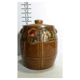 Cookie jar with lid in the shape of a painted
