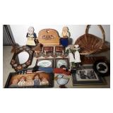 Decor group - Grandma & pa shelf sitters, prints,