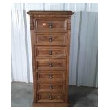Drexel Lingerie Chest, 7 drawers 2 with dividers,