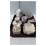 Painted china egg, 4 Nippon dip dishes, bone china