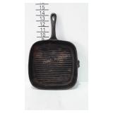 Cast iron 9" square skillet with grill bars - no