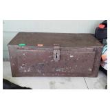 Metal tool box