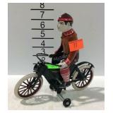 Tin windup toy