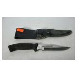 Hunting knife with belt sheath. MAX AM SKINNER