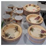 Gibson everyday microwave safe China set, 30