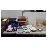 Kitchen group, includes plates, bowls, hand