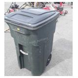 Poly trashcan with lid