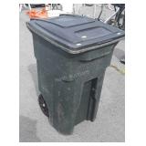 Poly trashcan with lid