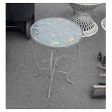 Glass top patio stand 21" tall