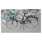 Raleigh brand bike, does have bent fender