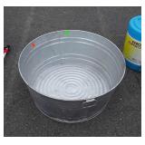 Galvanized wash tub 27" in diameter