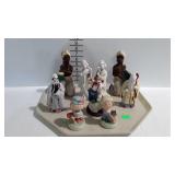 Figurines - Asian, Arab, clown, etc