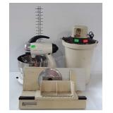 3 Kitchen small appliances - Rival Electric Food