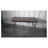 4ft Folding Table in nice condition