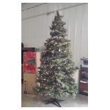 Christmas Tree, 9ft lighted, Wesley Pine working