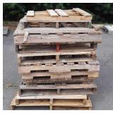 Group of 11 pallets three are going to be odd