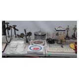 Skid lot includes home decor items, picture,