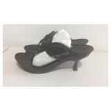 Bcbgmaxariza heels size 6.5 like new condition