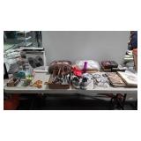 Home Goods group lot, includes shoes,