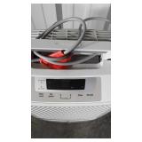 Frigidaire 50 pint Dehumidifier works