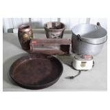 Group of home decor, includes advertisement tray,