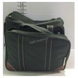 Insulated picnic pack, Svc-2 plates, napkins,