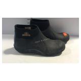 Redhead muck boots size 9