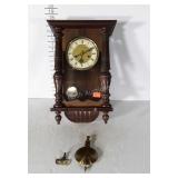 Hardion Clock, wall mount with pendulum and key