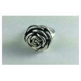 Sterling Silver Flower Like Ring size 7