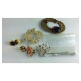 Brooches and pins