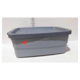 Rubbermaid Roughneck tote with lid, 10 gallon