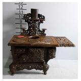Eagle Cast iron stove, salesman sample size, 12 x