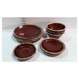 Hull Brown Drip pottery dishes, three 10" plates,
