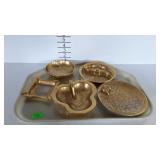 China mint dishes, ashtray, divided dish, and bowl