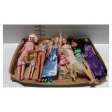 Fashion dolls - Barbie & friends, etc - 8 total