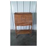 Nice Oak Ladies Fall Front Desk. Ready to use