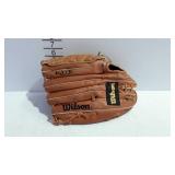Wilson leather Elite Series baseball glove for